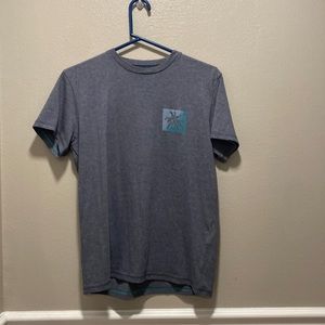 Vineyard vines t-shirt